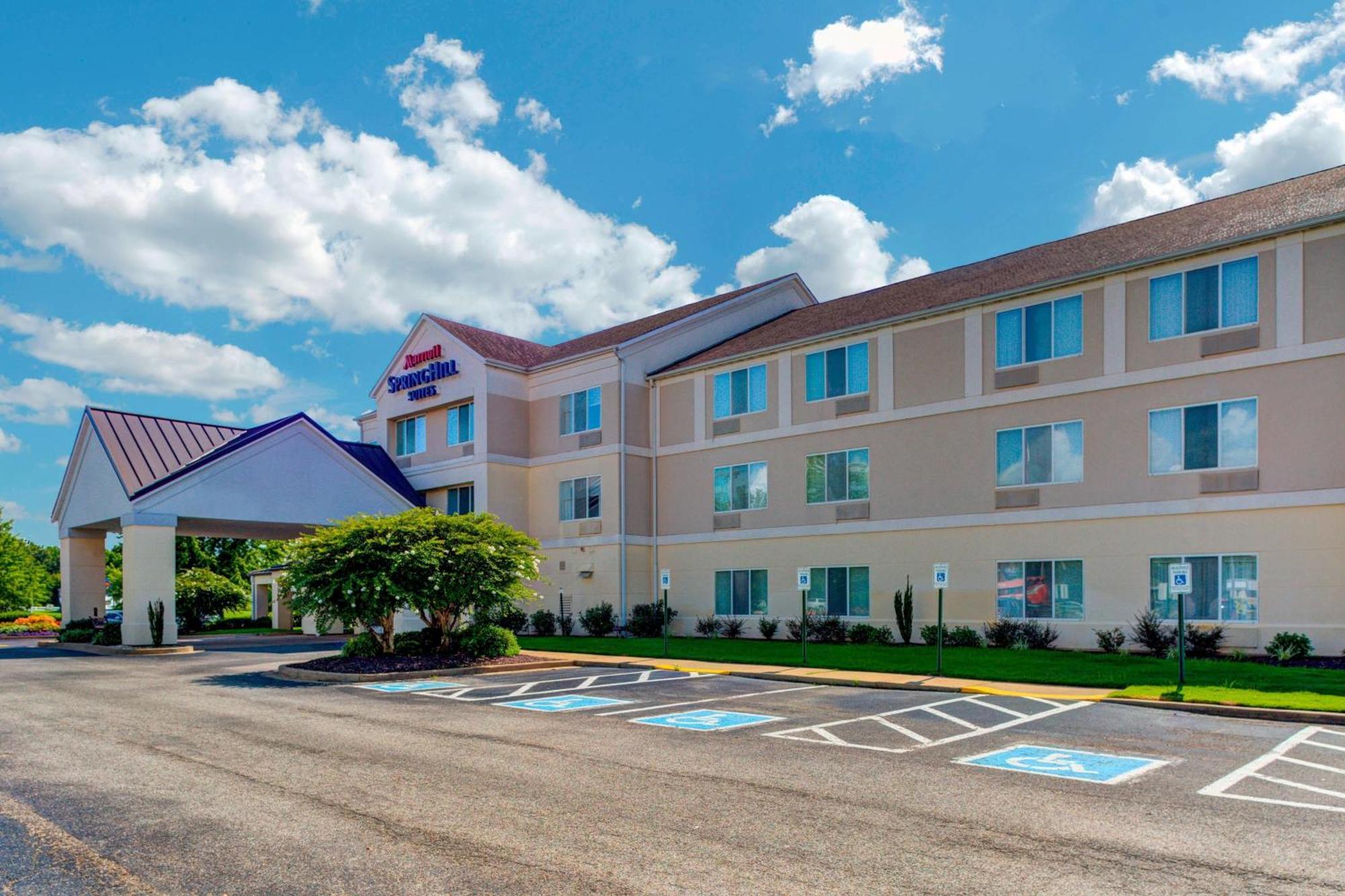 Springhill Suites By Marriott Memphis East Galleria Exterior photo