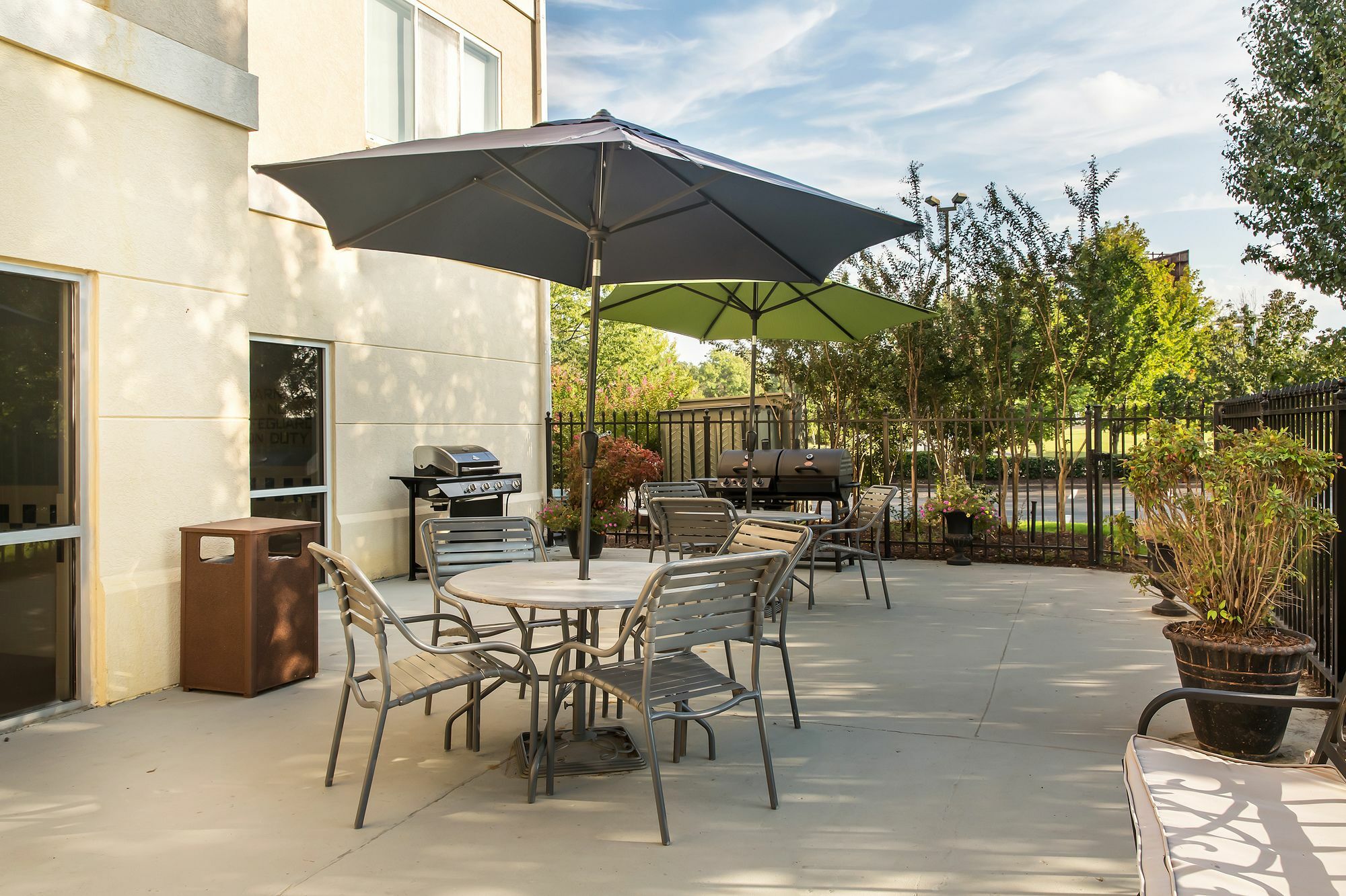 Springhill Suites By Marriott Memphis East Galleria Exterior photo